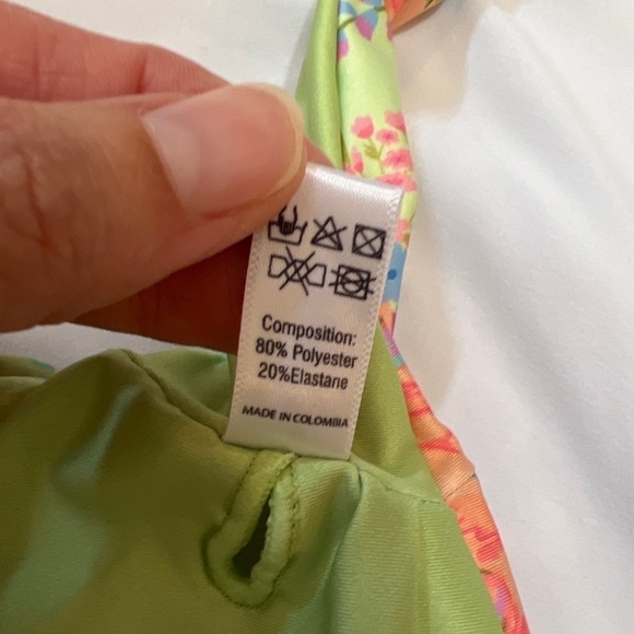 Whipped Cream Monroe Flutter Sleeve Floral Bandeau Bikini Top‎ - Picture 5 of 6